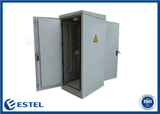 1500W Air Conditioner 700 1000 1700mm Welded Outdoor Telecom Enclosure Dengan Dua Pintu