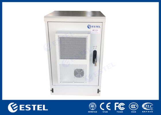 Satu pintu depan IP55 Outdoor Cabinet Dengan 16U User Space Cooling Dengan AC