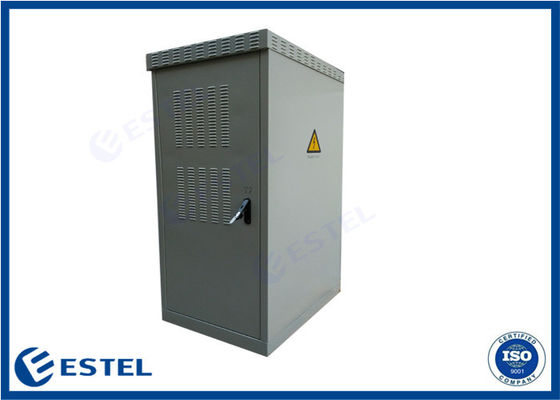1500W Air Conditioner 700 1000 1700mm Welded Outdoor Telecom Enclosure Dengan Dua Pintu